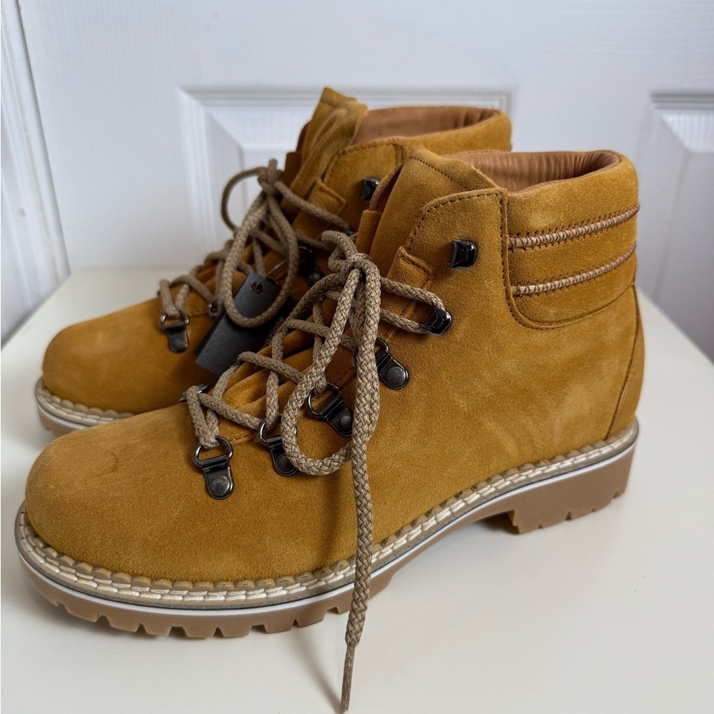 La Montelliana Alce Suede Hiking Boot tan (Women)/size 8